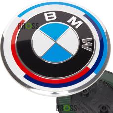 Эмблема логотип шильдик значок капота BMW F10, F11, F07 705779405 51147057794 ЮБИЛЕЙНАЯ (82мм - две ножки)