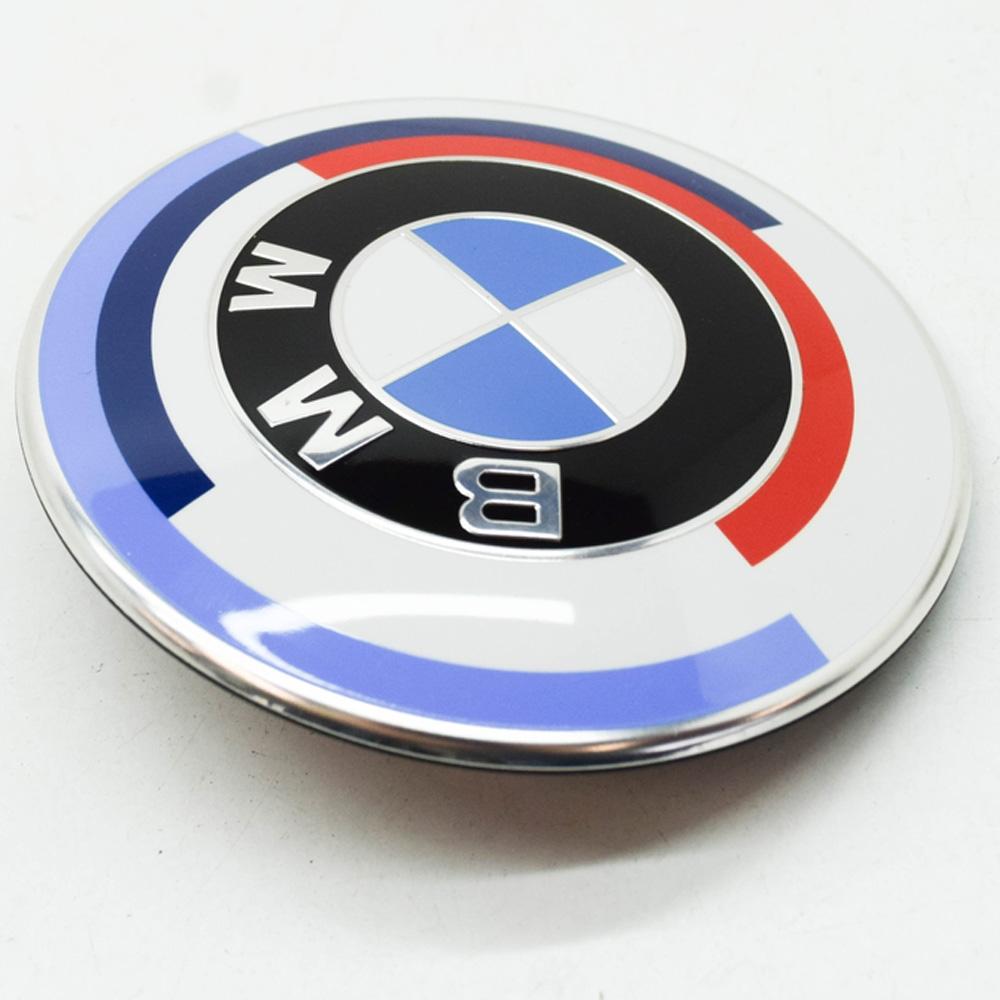 Эмблема логотип шильдик значок капота, багажника BMW (Юбилейная 50 лет) 51148132375 (82мм) Эмблема логотип шильдик значок капота, багажника BMW (Юбилейная 50 лет) 51148132375 (82мм)
