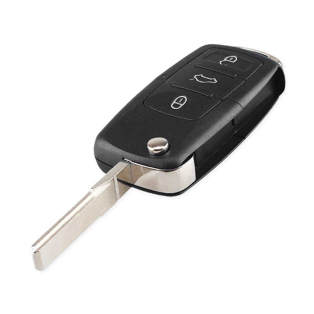 Выкидной корпус ключа на 3 кнопки Volkswagen Passat B5 , Passat B6 , Tiguan , Golf 4 , Golf 5 , New Beetle , Polo , Skoda Fabia , Superb , Roomster , Octavia Tour , Octavia A5 ( 3+1 , с кнопкой panic , с местом под аккумулятор CR2032 ) 