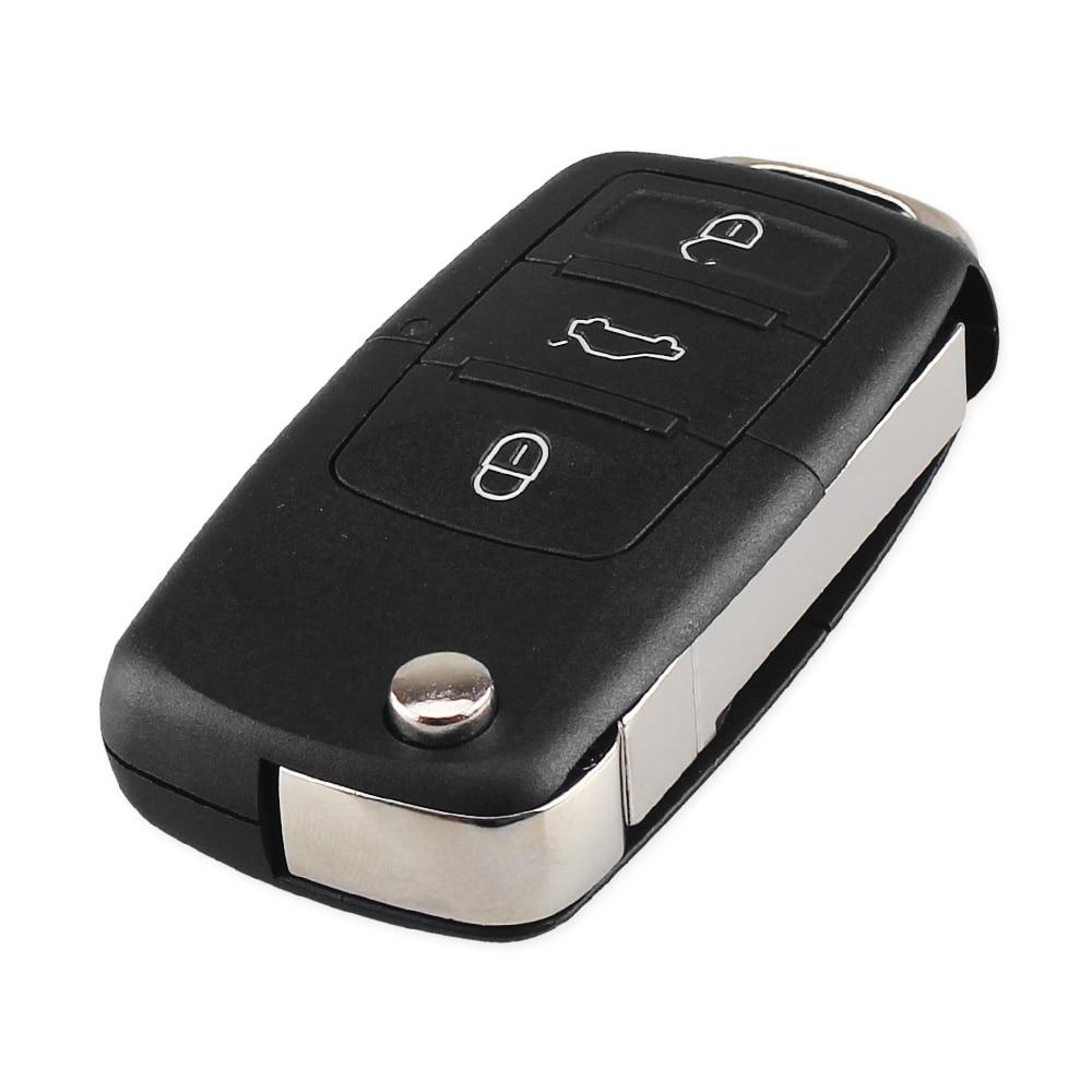 Выкидной корпус ключа на 3 кнопки Volkswagen Passat B5 , Passat B6 , Tiguan , Golf 4 , Golf 5 , New Beetle , Polo , Skoda Fabia , Superb , Roomster , Octavia Tour , Octavia A5 ( 3+1 , с кнопкой panic , с местом под аккумулятор CR2032 ) 