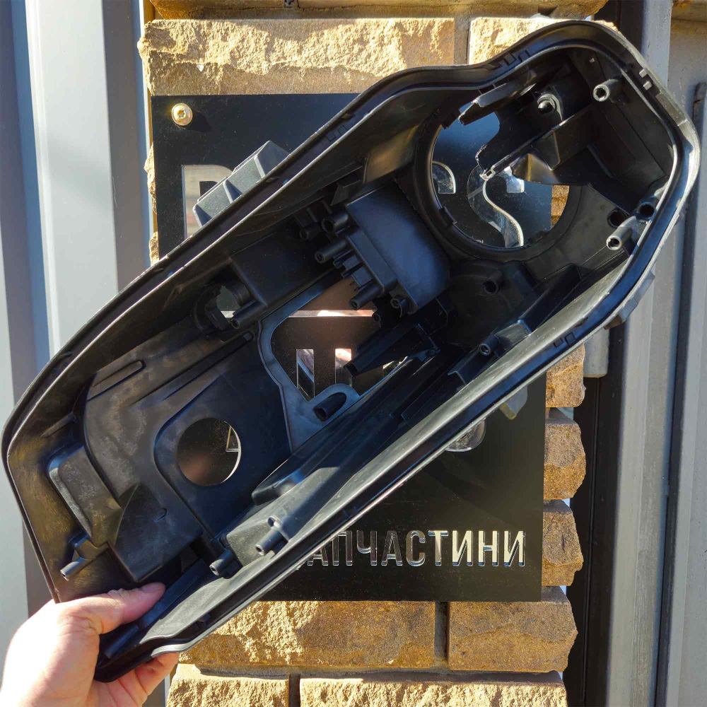 Корпус фары Audi A4 B8 Xenon (2007-2011) дорест левый 8K0941029, 8K0941030 