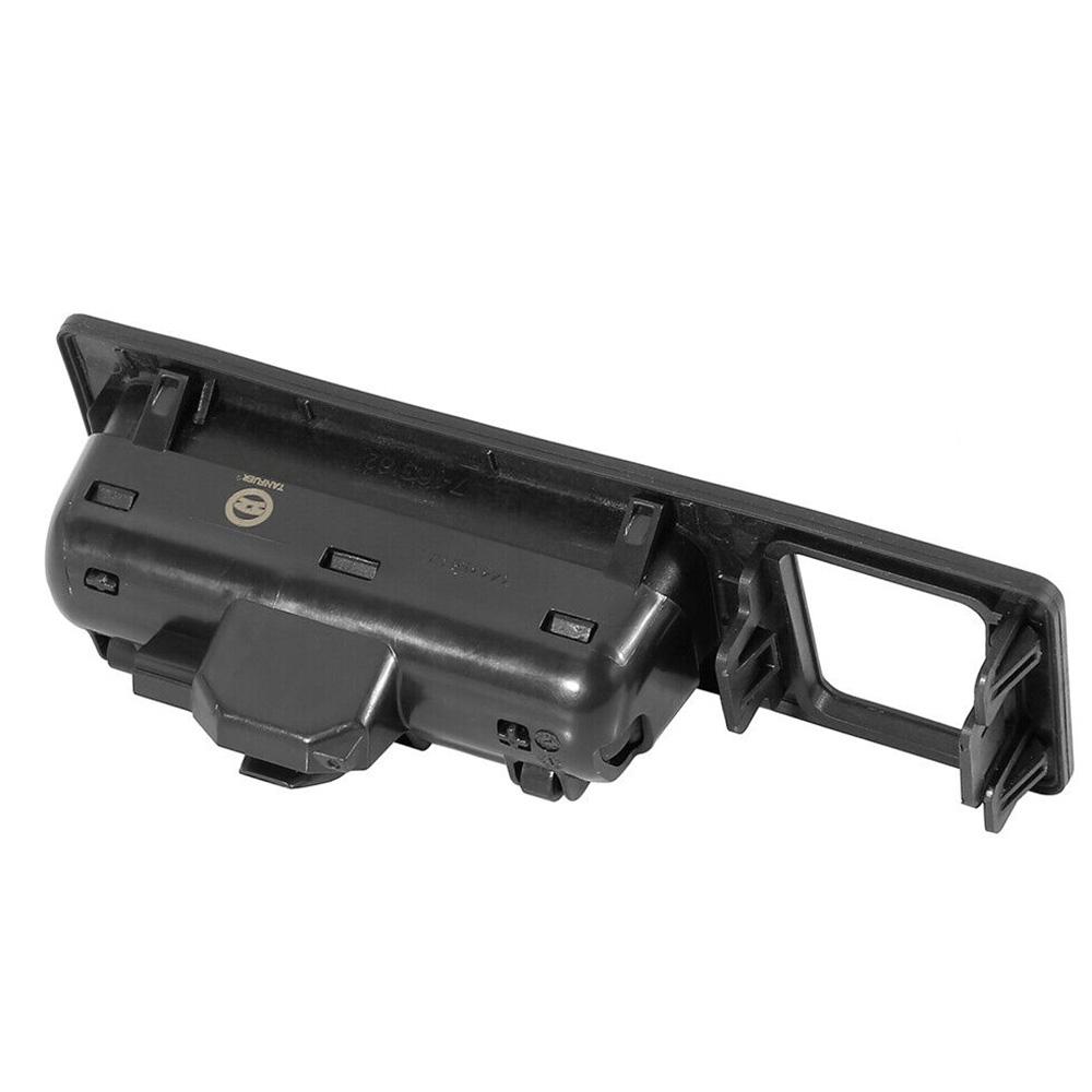 Кнопка, ручка багажника для BMW F22, F30, F33, F10, F25,  51247463162